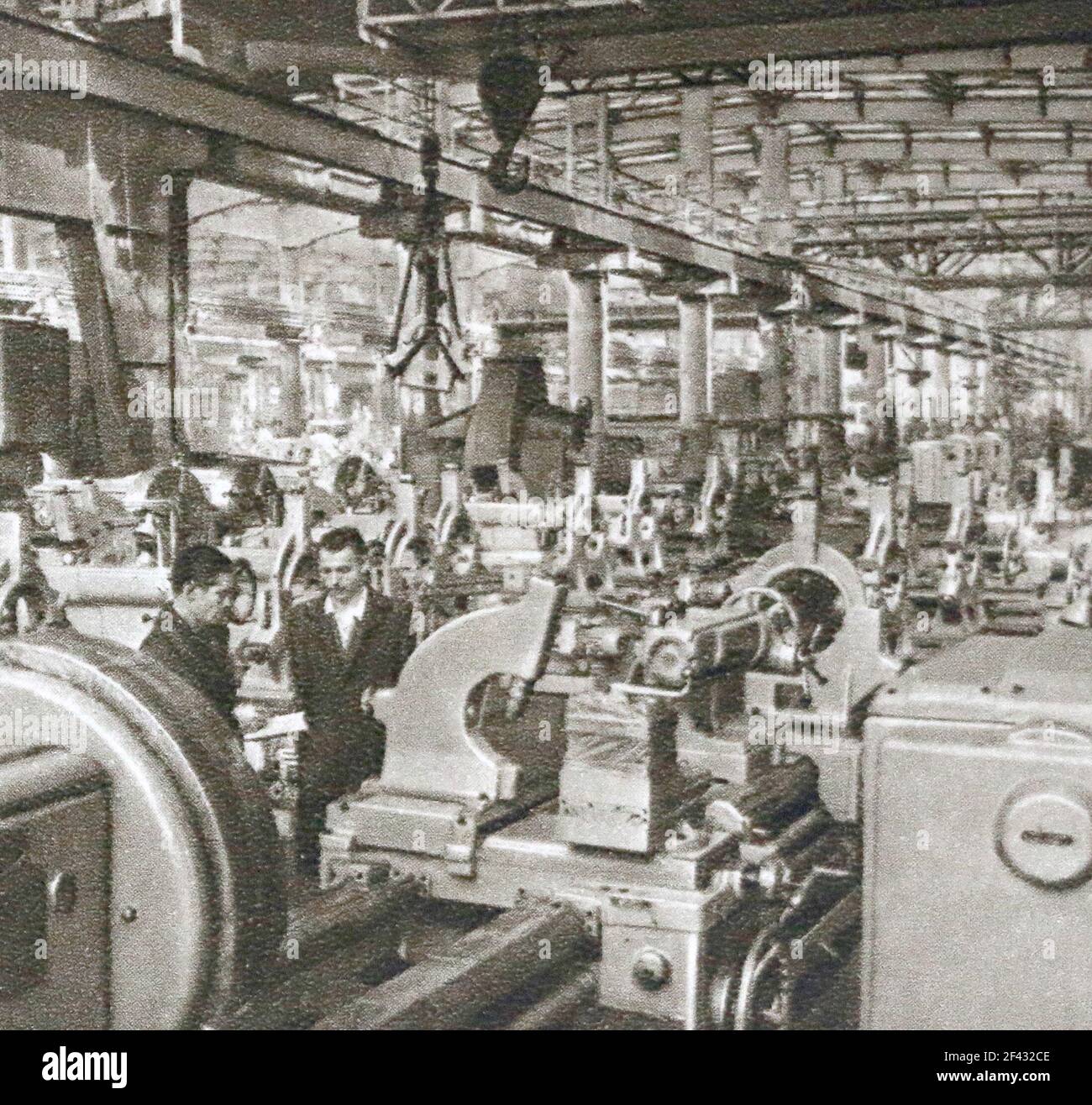 Dans l'atelier d'assemblage de l'usine de machines-outils lourdes de Ryazan en URSS dans les années 1960. Banque D'Images