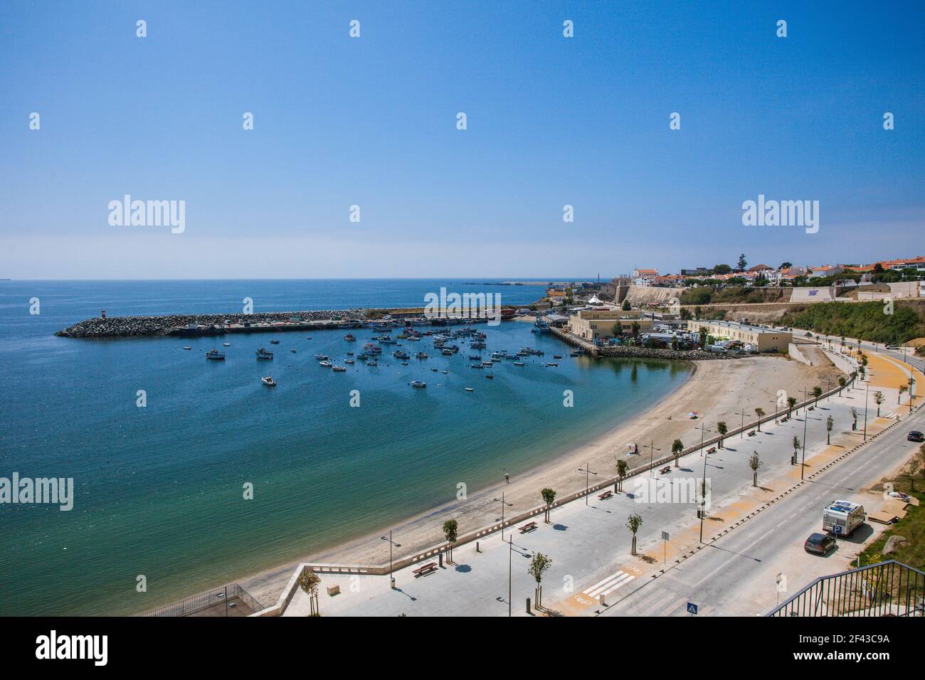 Praia Vasco de Gama, la plage de Sines, sur la côte atlantique de la région de l'Alentejo, Portugal. Banque D'Images