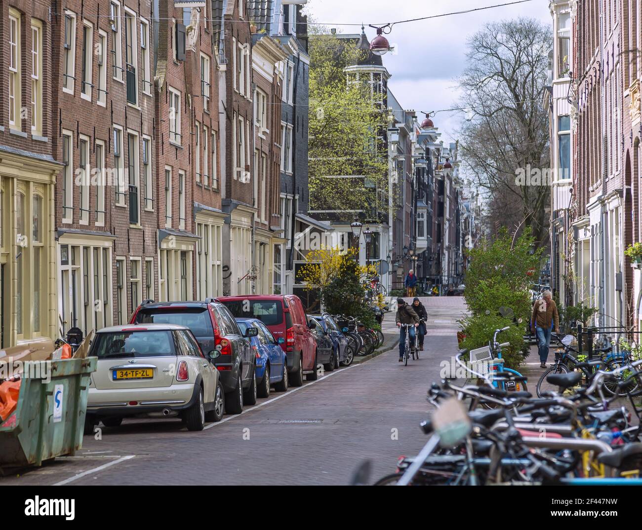 Géographie / voyage, pays-Bas, Amsterdam, quartier Jordaan, Haarlemmerdijk, Informations-droits-autorisations-supplémentaires-non-disponibles Banque D'Images Géographie / voyage, pays-Bas, Amsterdam, quartier Jordaan, Haarlemmerdijk, Informations-droits-autorisations-supplémentaires-non-disponibles Banque D'Images