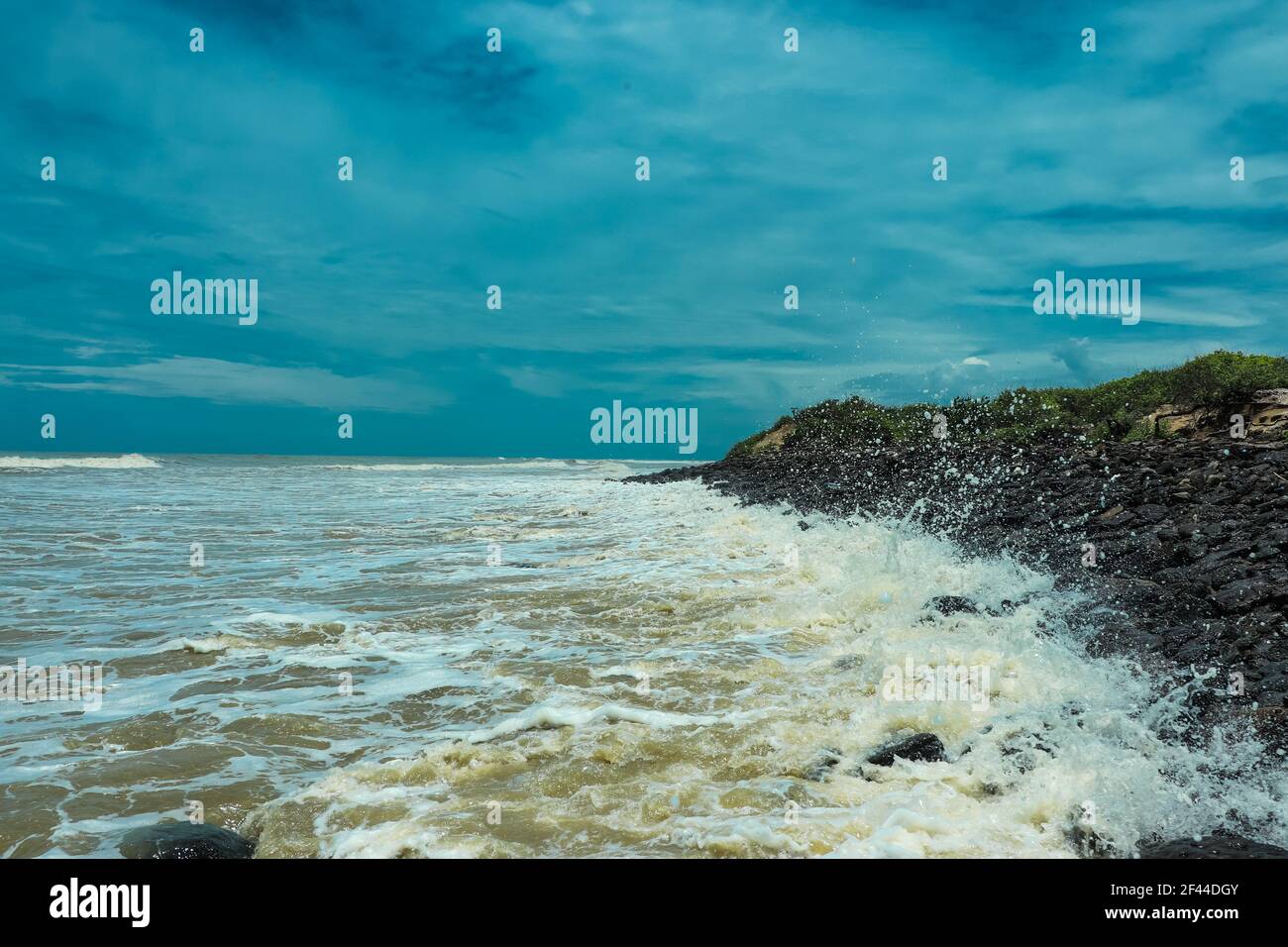 Photo de paysage de Inani Beach , cox's bazar . la plus longue plage de mer du monde . Banque D'Images