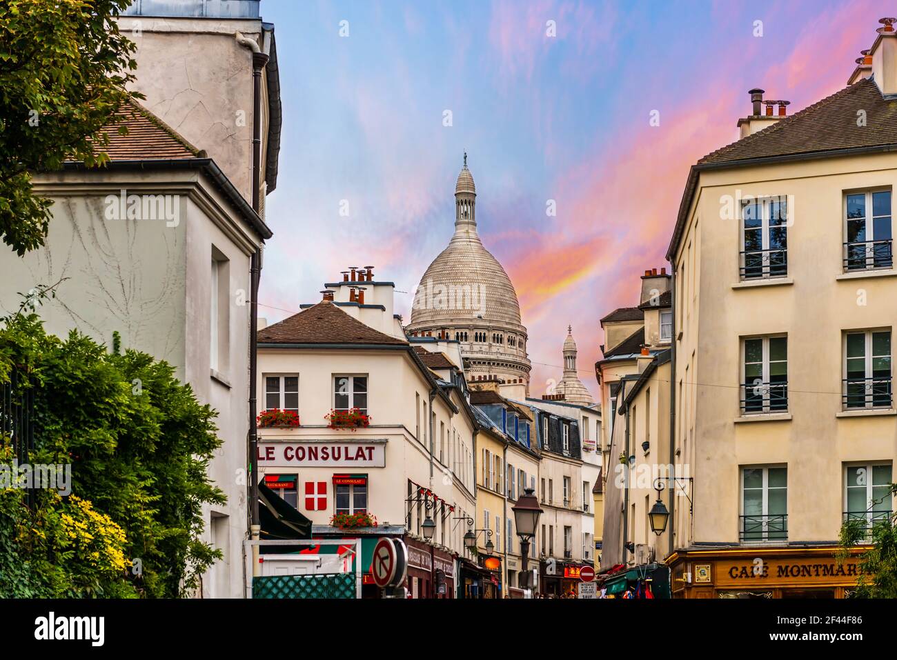 Quartier typique de Montmartre à Paris en France Banque D'Images
