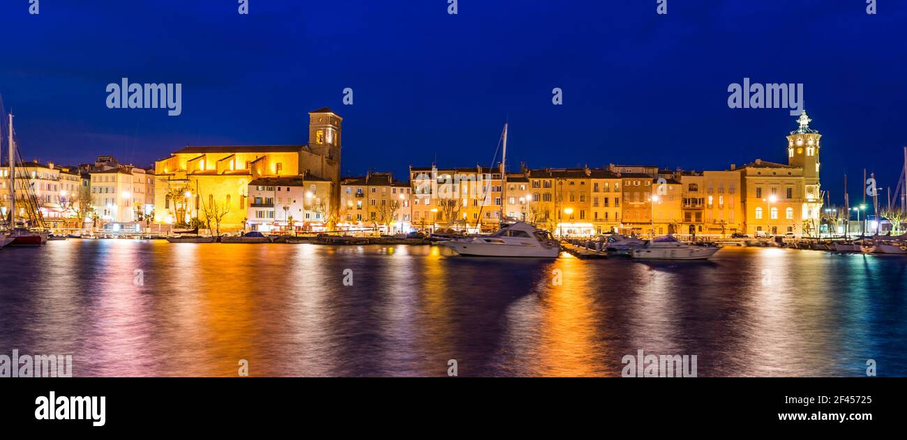 Port de la Ciotat la nuit, dans les Bouches du Rhône, en Provence Banque D'Images