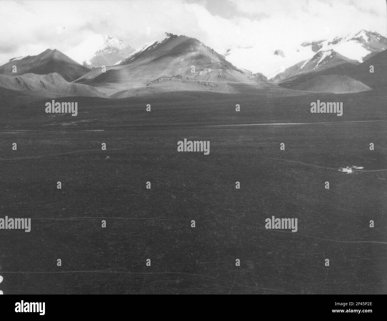 Inde. Cachemire. Ladakh. Karakorum. Chaîne de magasins locale. Pic 6398 M à Balti-Brangsa Banque D'Images