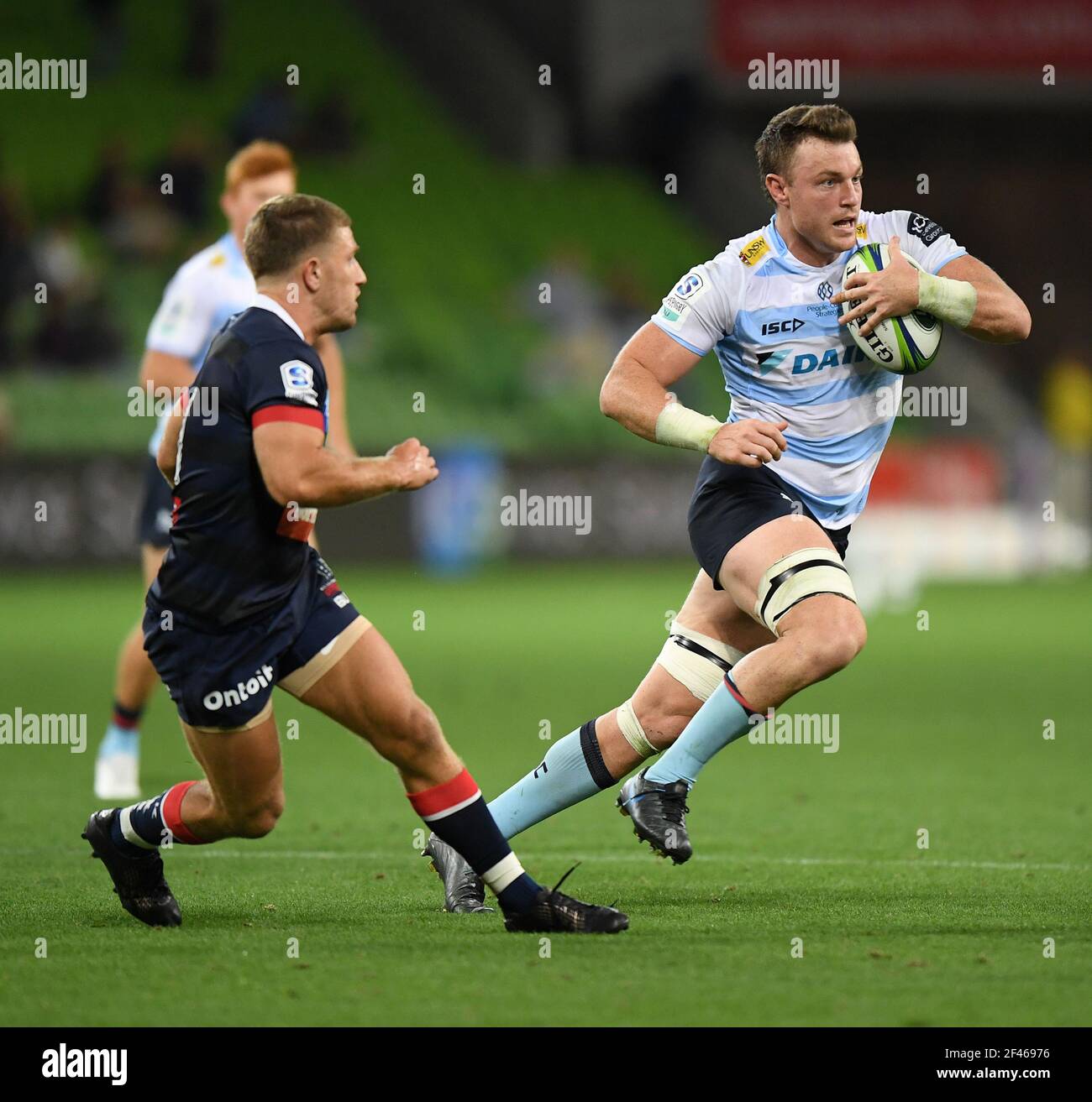 19 mars 2021 ; Melbourne Rectangular Stadium, Melbourne, Victoria, Australie ; Le Super Rugby australien, les rebelles de Melbourne contre les Waratahs de Nouvelle-Galles du Sud ; Jack Dempsey des Waratahs déplace le ballon Banque D'Images