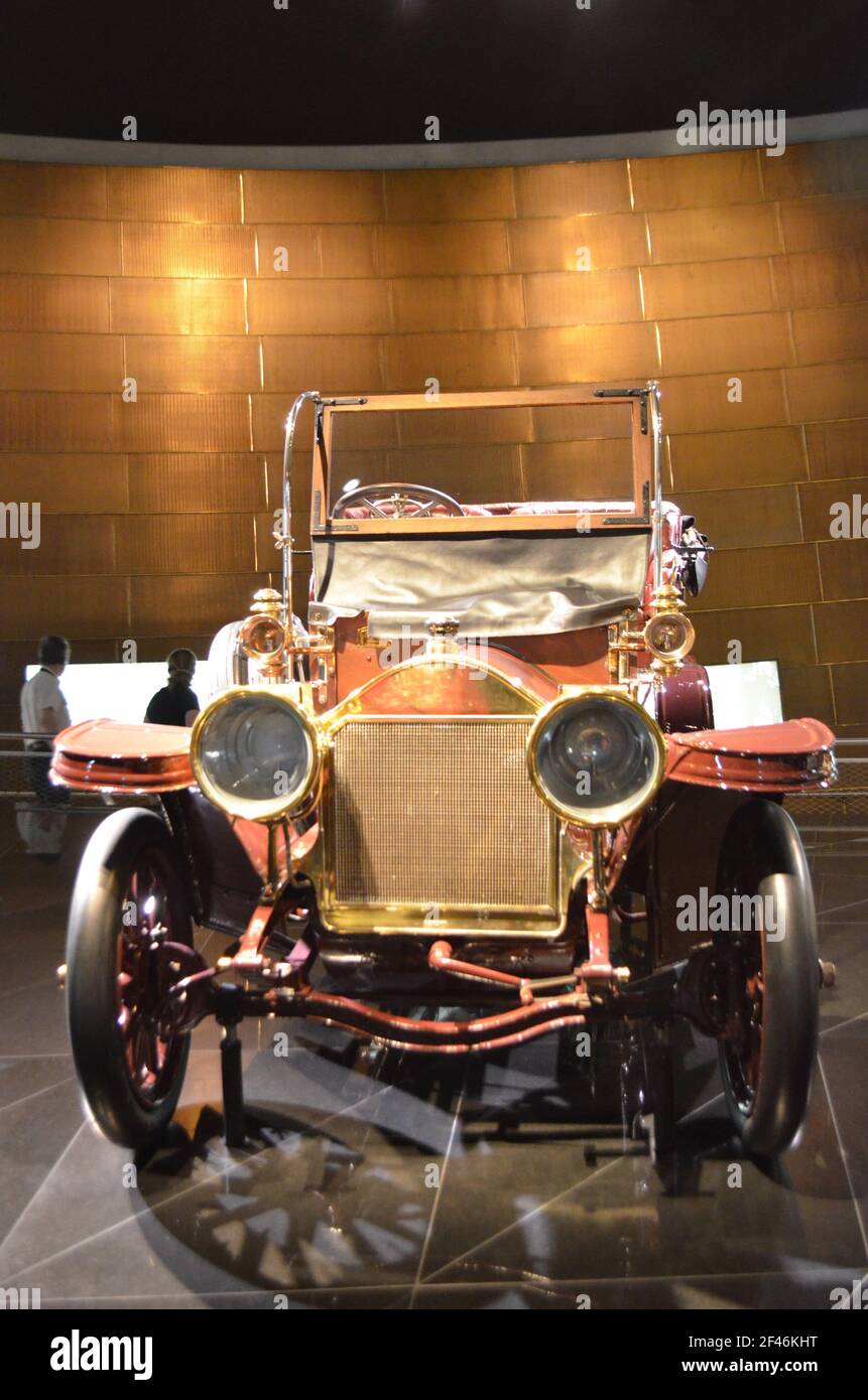 quelques voitures du musée mercedes Banque D'Images