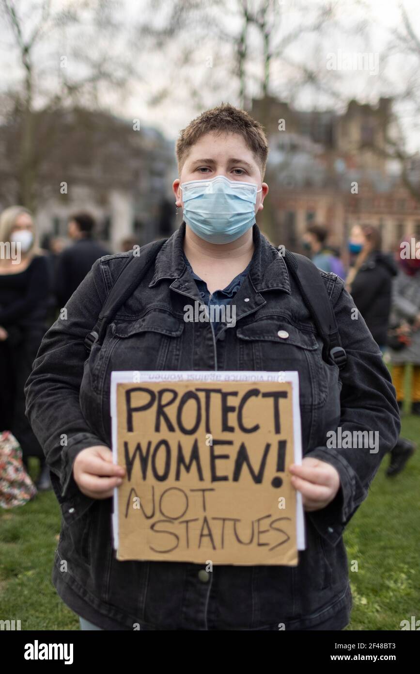 Parliament Square, Londres, le 15 mars 2021 - "Kill the Bill" proteste contre le nouveau projet de loi de police et l'oppression des femmes. Banque D'Images