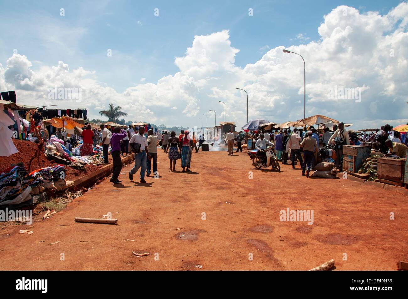 Marché en plein air à Ggaba Beach, Ouganda. Banque D'Images