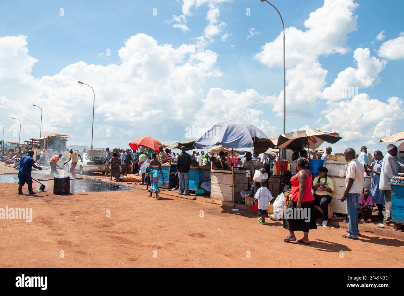 Marché en plein air à Ggaba Beach, Ouganda. Banque D'Images