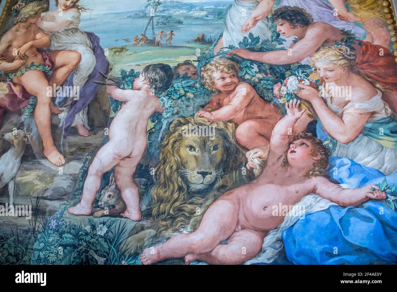 Florence, Italie. Ange et lion en plein air dans le palais Pitti (Palazzo Pitti). (À usage éditorial uniquement) Banque D'Images