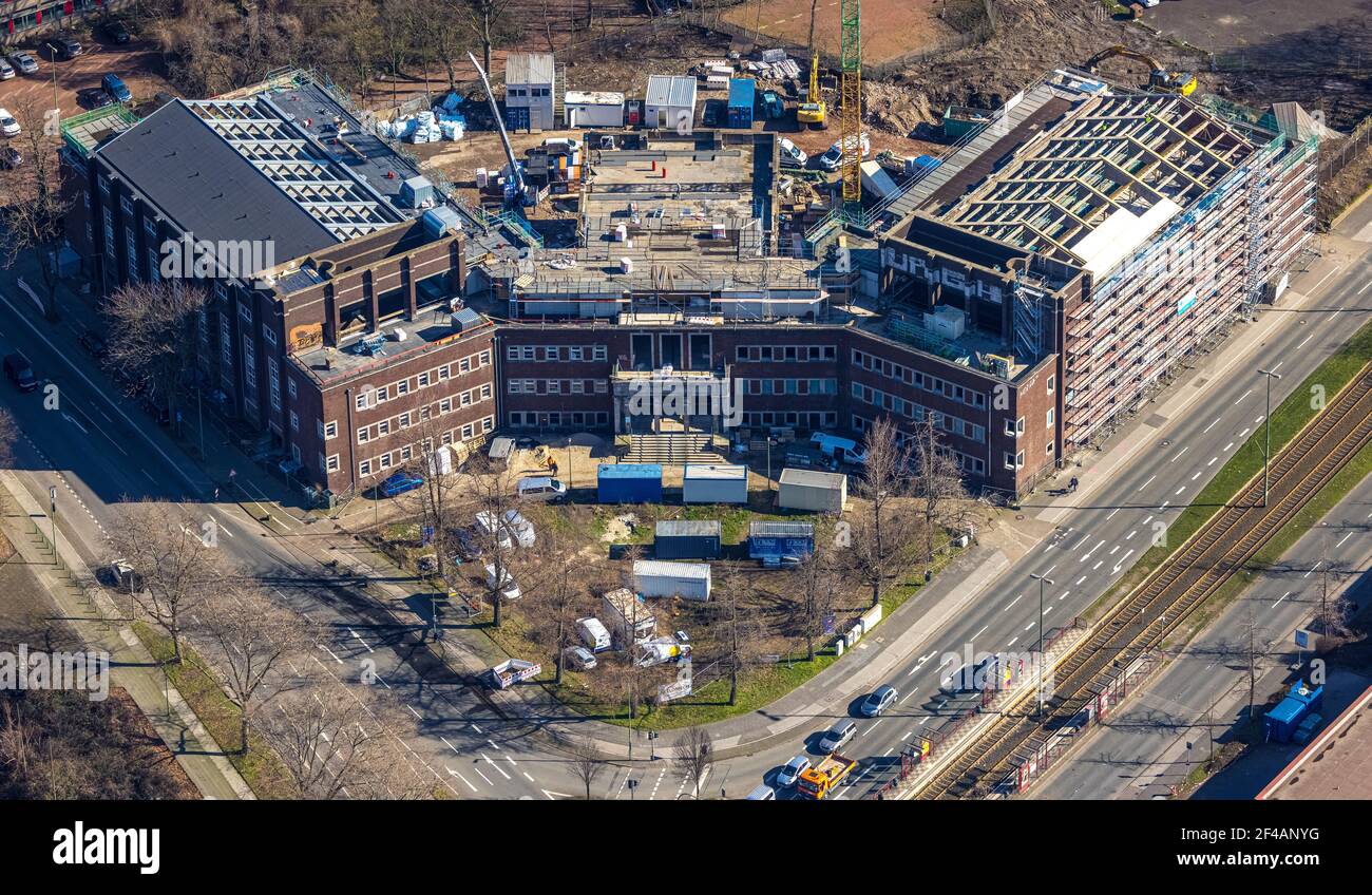 Photographie aérienne, , chantier de construction de bureaux prévus, ancienne piscine municipale de Hamborn, à l'angle de Duisburger Straße, Walther-Rathe Banque D'Images