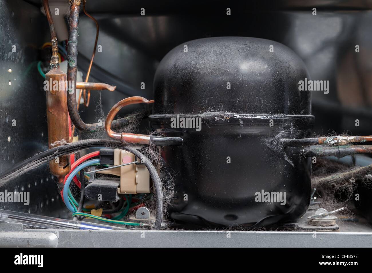 Compresseur frigo Banque de photographies et d'images à haute résolution -  Alamy