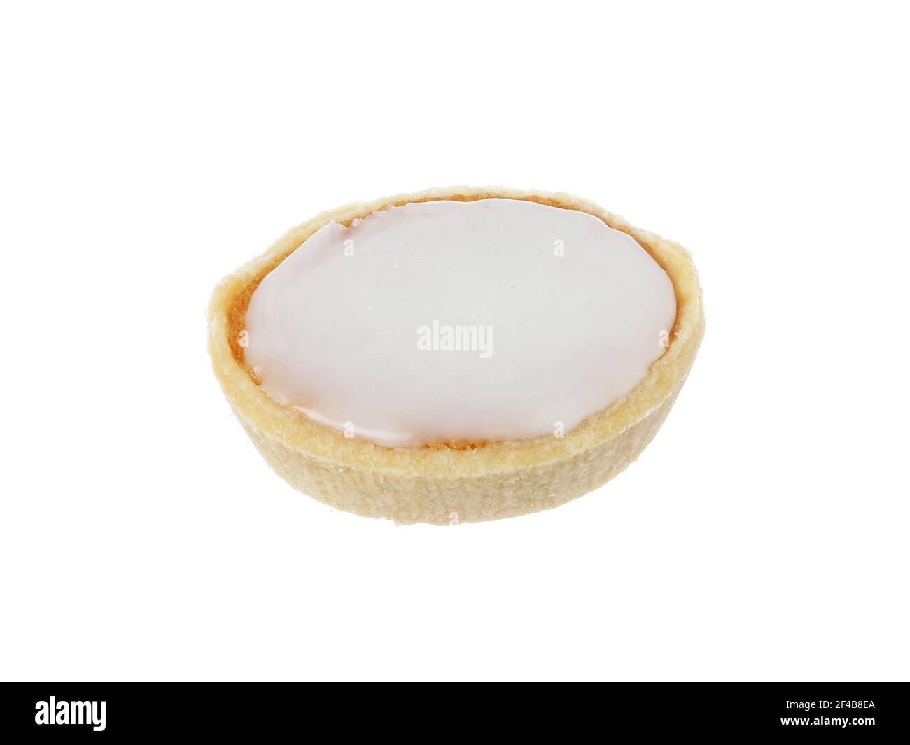 Pâtisserie suédoise mazarin classique isolée sur fond blanc. Banque D'Images