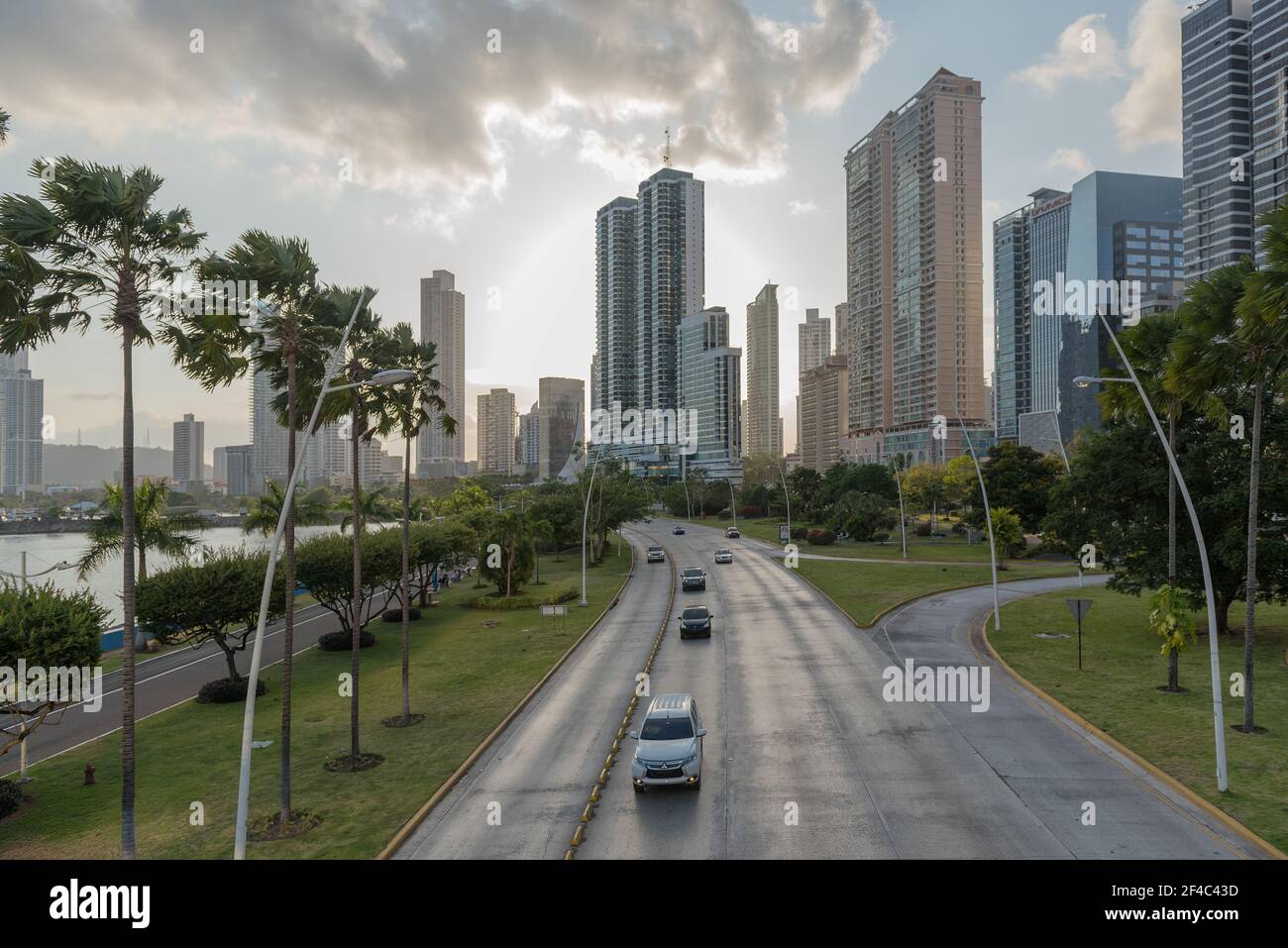 Vue sur l'horizon moderne de Panama City, Panama Banque D'Images
