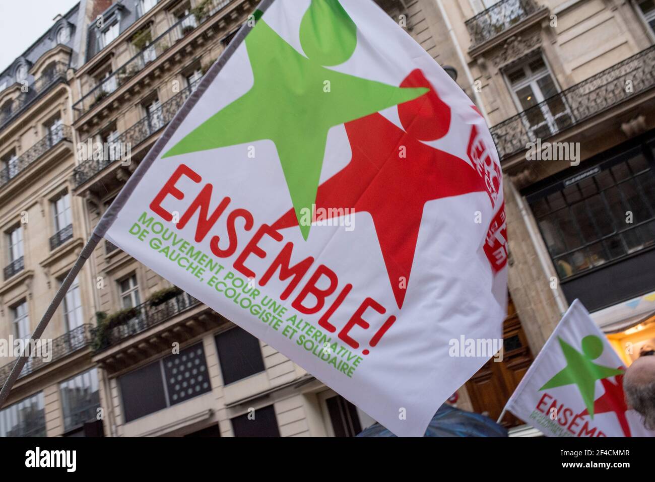 Paris, France. Drapeaux pour ensemble! Parti politique, lors d'une marche de rue protestant contre l'état d'urgence Banque D'Images