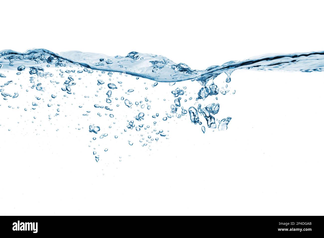 Eau claire surface d'onde de projection de liquide avec ondulation et bulles sur fond blanc Banque D'Images