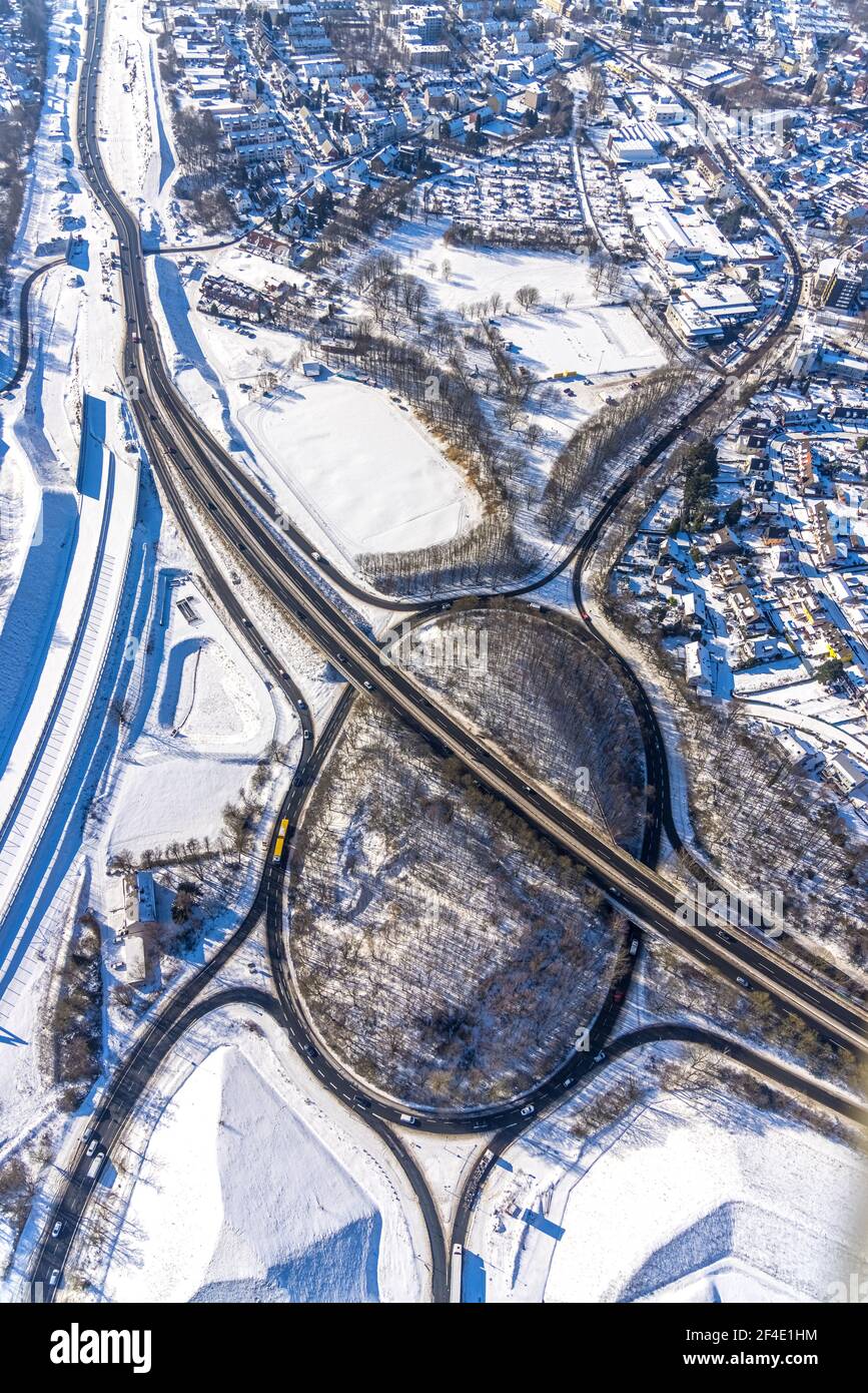 Vue aérienne, Opelring, autoroute Nordhausen-Ring, Laer, Bochum, Région de la Ruhr, Rhénanie-du-Nord-Westphalie, Allemagne, DE, Europe, formes et couleurs, pho aérien Banque D'Images