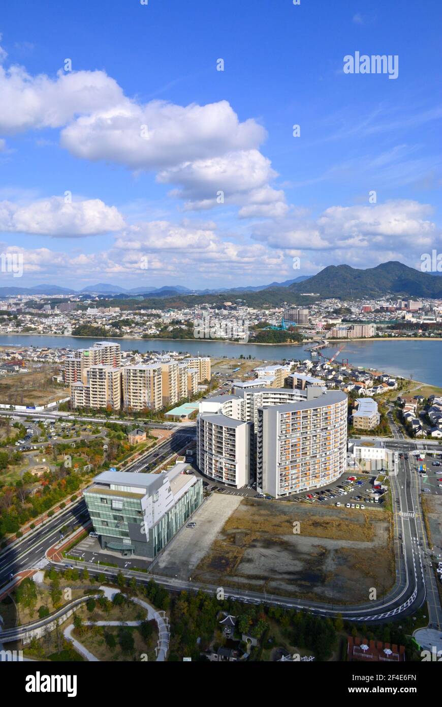La ville moderne de l'île et le quartier de Kashii à Higashi-ku (vu de l'île Tower Sky Club), Fukuoka JP Banque D'Images