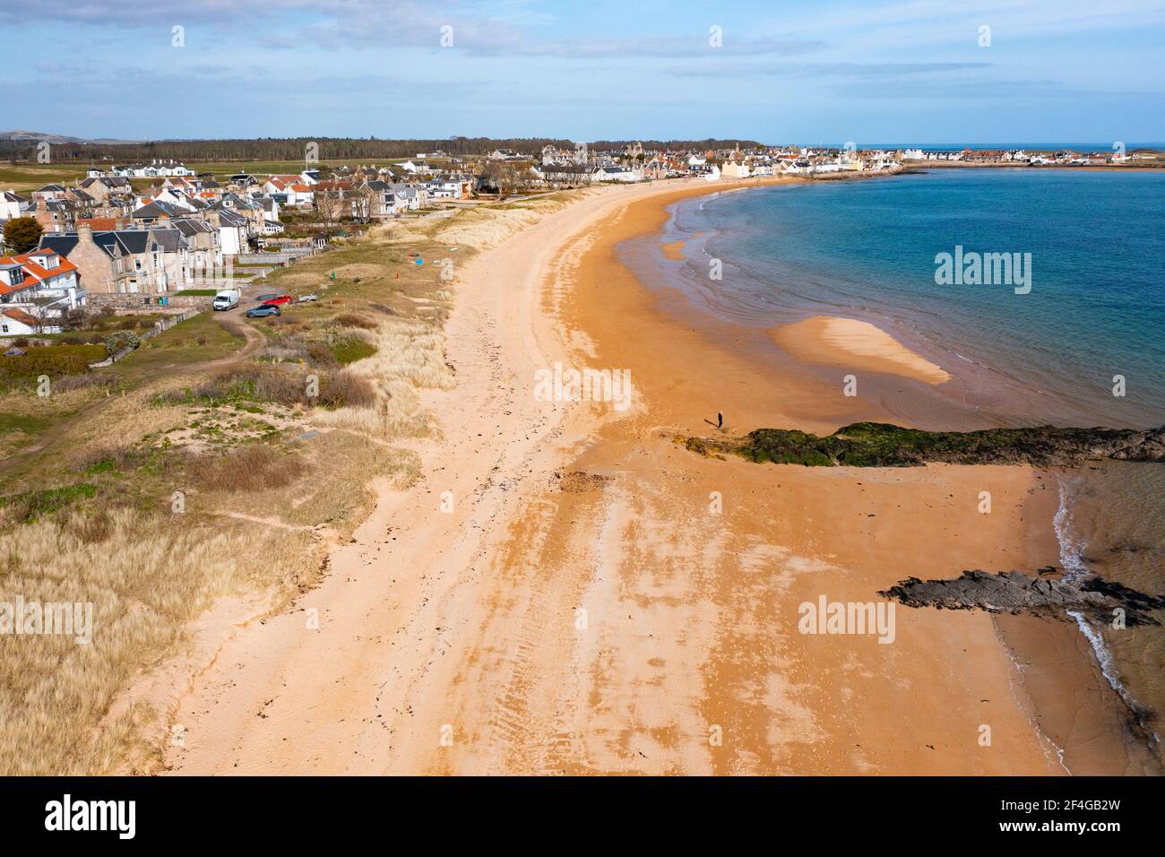 Vue aérienne de la plage à Earlsferry et Elie sur le Neuk est de Fife, en Écosse, au Royaume-Uni Banque D'Images