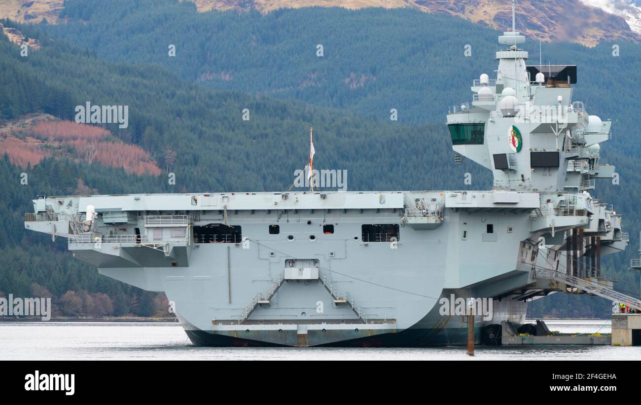 Détail du porte-avions de la Royal Navy HMS Queen Elizabeth amarré à Glenmallan sur Loch long, Argyll et Bute (Écosse) Banque D'Images