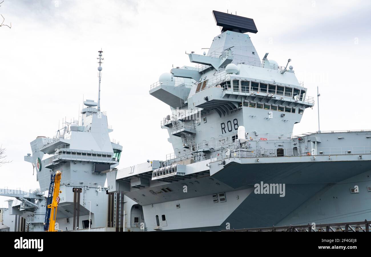 Détail du porte-avions de la Royal Navy HMS Queen Elizabeth amarré à Glenmallan sur Loch long, Argyll et Bute (Écosse) Banque D'Images