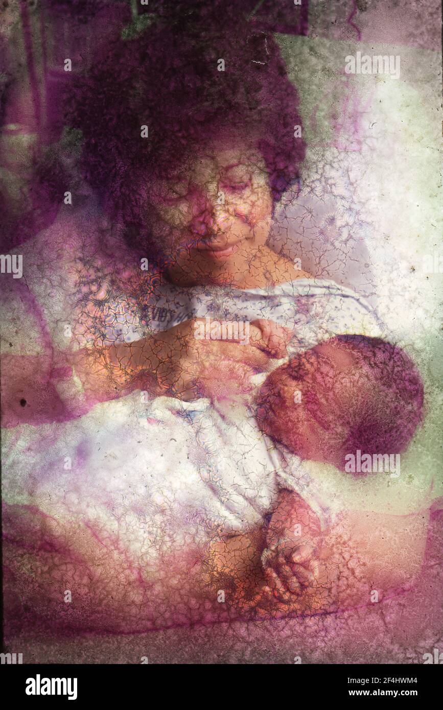 Jour après la naissance du premier fils, Janis Daemmrich, mère de 37 ans, et son fils Robert Christopher Daemmrich, modèle 1994, ONT PUBLIÉ EI-0000 Banque D'Images