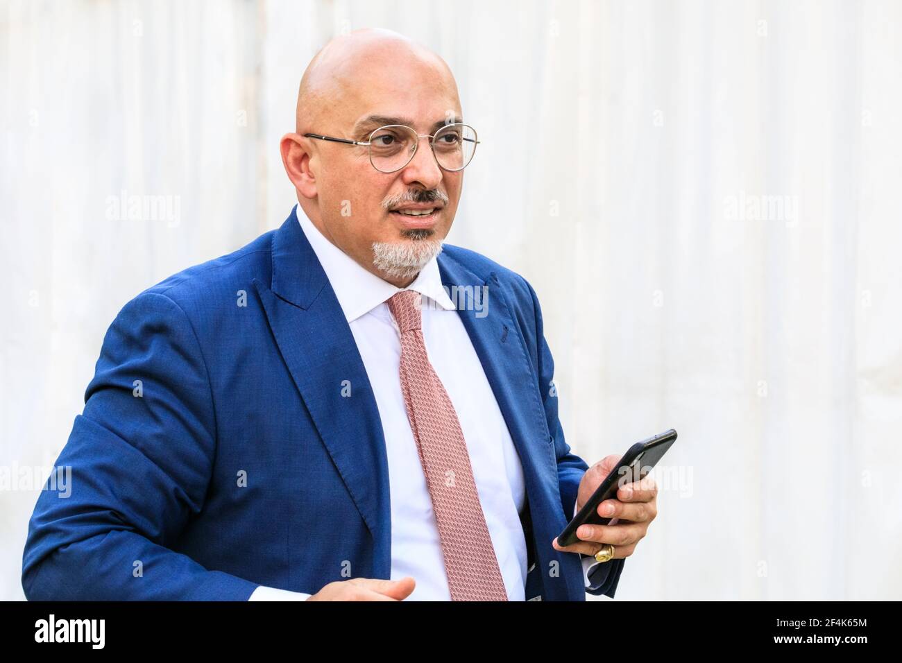 Nadhim Zahawi, politicien du Parti conservateur kurde, britannique et irakien, député de Stratford-on-Avon, gros plan Banque D'Images