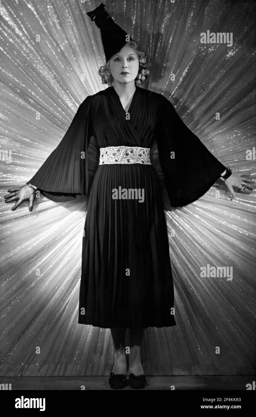ANNY ONDRA À DONOGOO TONKA (1936). Crédit: UFA FILM COMPANY / Album Banque D'Images