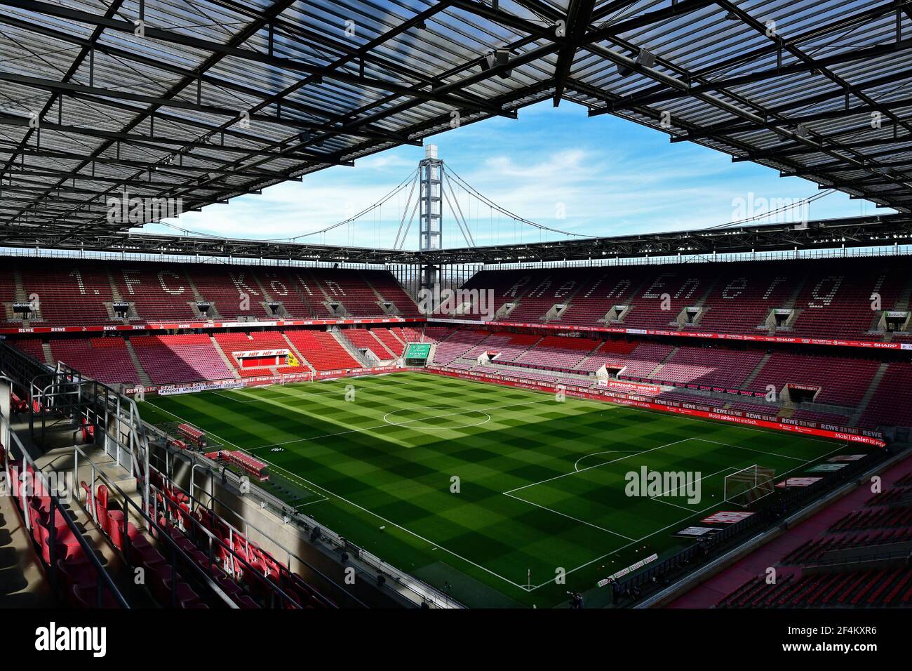 Vue d'ensemble du stade Rhein Energie Stadion Cologne, RhénanieduNord