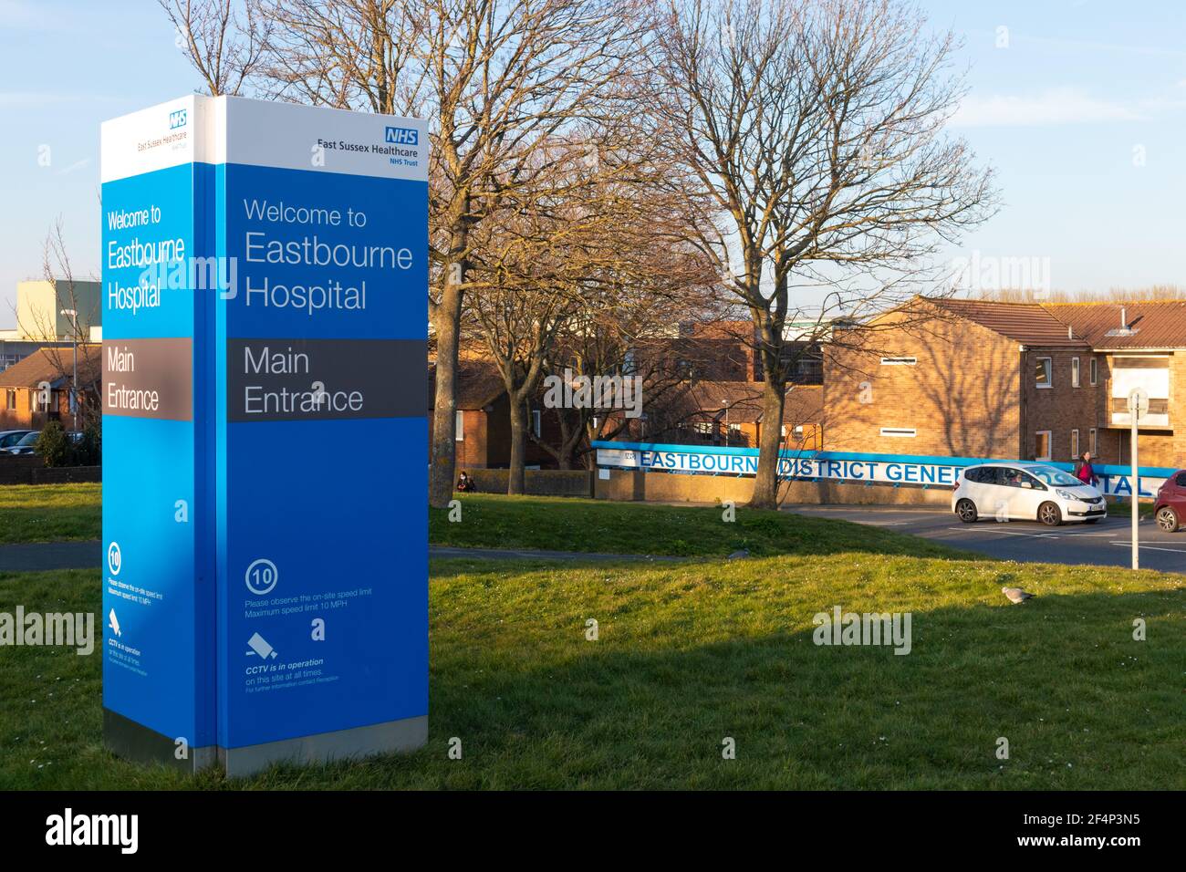 Panneau de l'hôpital Eastbourne, entrée principale, eastbourne, est du sussex, royaume-uni Banque D'Images