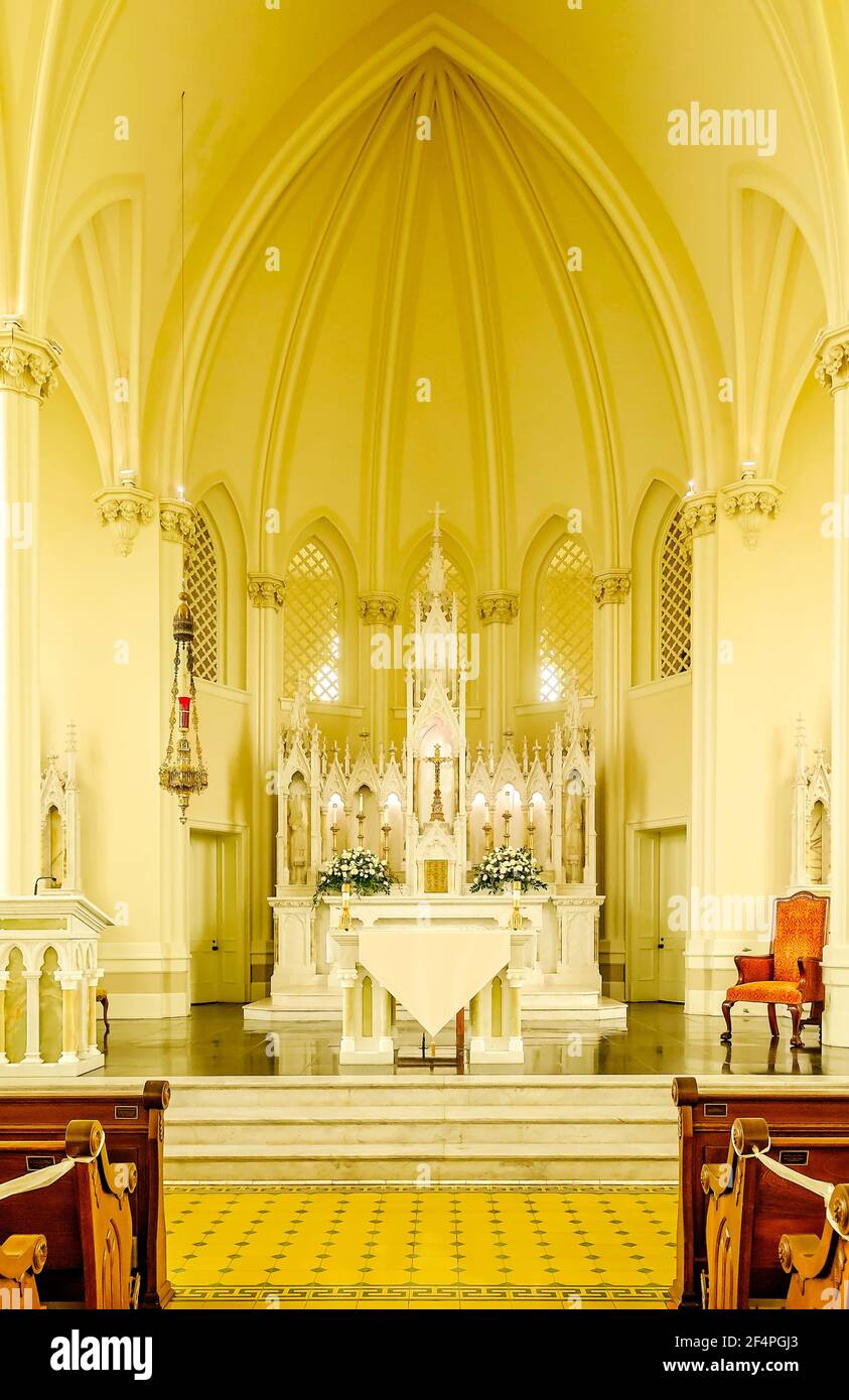 L’intérieur de la chapelle Saint-Joseph est photographié au Spring Hill College, le 20 mars 2021, à Mobile, en Alabama. Le bâtiment a été construit en 1910. Banque D'Images