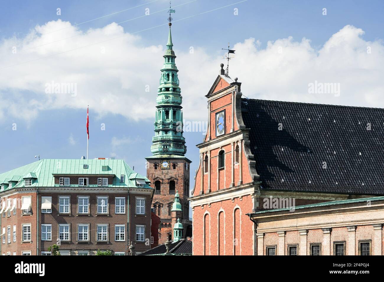 Palais baroque de Christiansborg (fente de Christiansborg) sur Slotholmen à Copenhague, Danemark. 6 août 2013, siège du Parlement danois (Folketon Banque D'Images