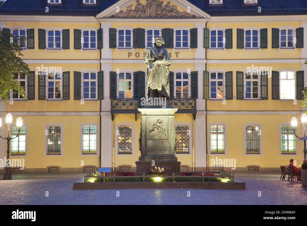 Géographie / Voyage, Allemagne, Rhénanie-du-Nord-Westphalie, Bonn, monument Louis van Beethoven sur la Muenste, Additional-Rights-Clearance-Info-non-disponible Banque D'Images