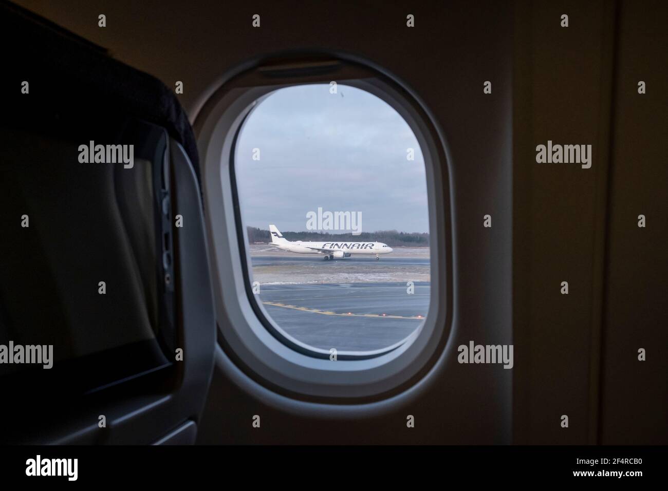 Aéroport d'Arlanda vu de la fenêtre d'avion. Banque D'Images