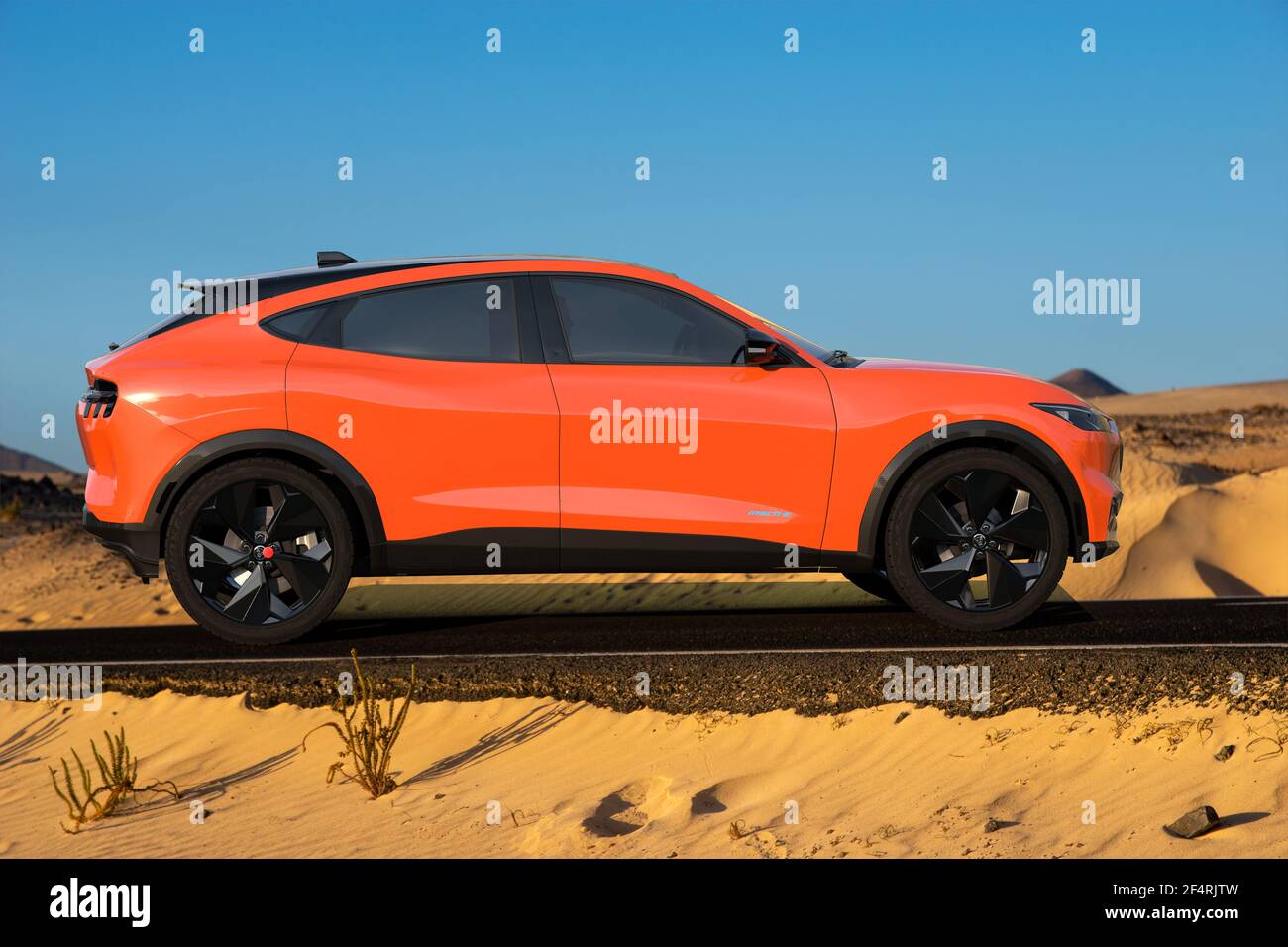 Ford Mustang Mach E Vus Tout Electrique Photo Stock Alamy Ford Mustang Mach E Vus Tout Electrique Photo Stock Alamy