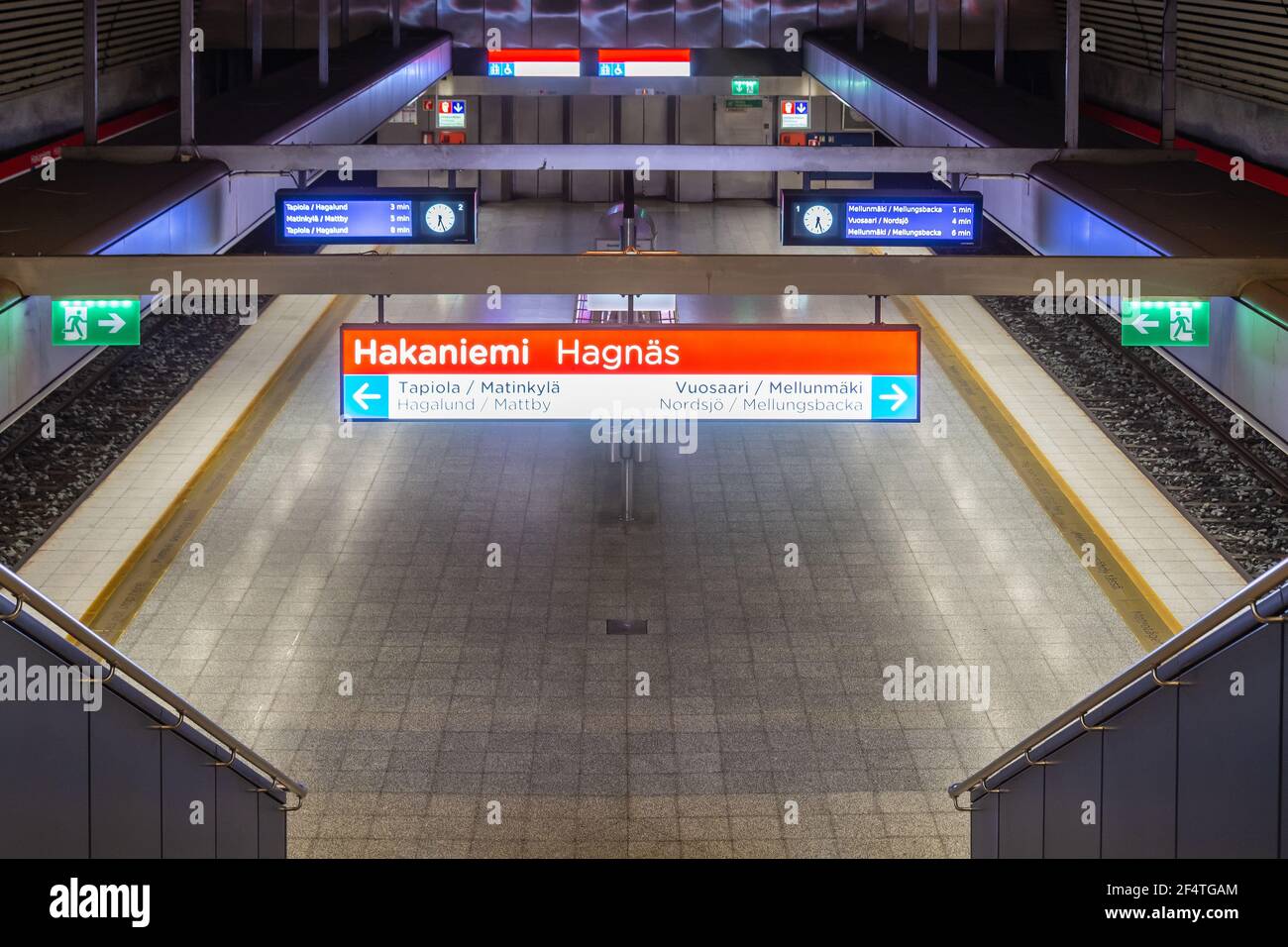 Station de métro Hakaniemi à Helsinki, Finlande Banque D'Images Station de métro Hakaniemi à Helsinki, Finlande Banque D'Images