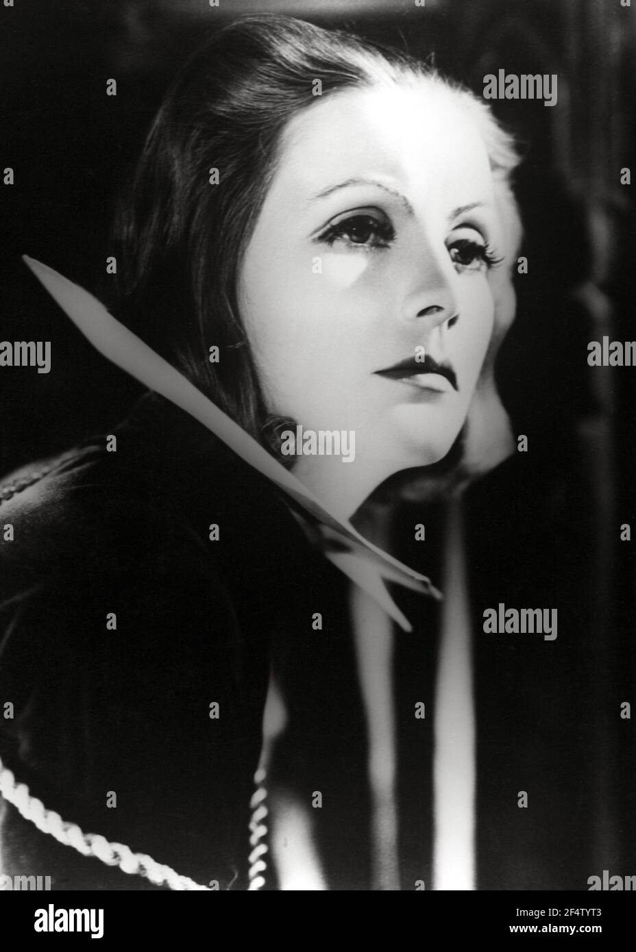 GRETA GARBO dans LA REINE CHRISTINA (1933), dirigée par ROUBEN MAMOULIAN. Crédit : M.G.M / Album Banque D'Images