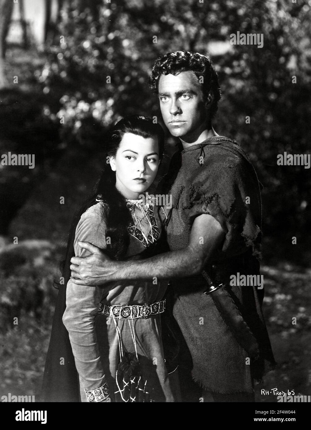 RICHARD TODD ET JOAN RICE DANS L'HISTOIRE DE ROBIN HOOD ET DE SES HOMMES MERRIE (1952), RÉALISÉ PAR KEN ANNAKIN. Credit: WALT DISNEY PRODUCTIONS / Album Banque D'Images