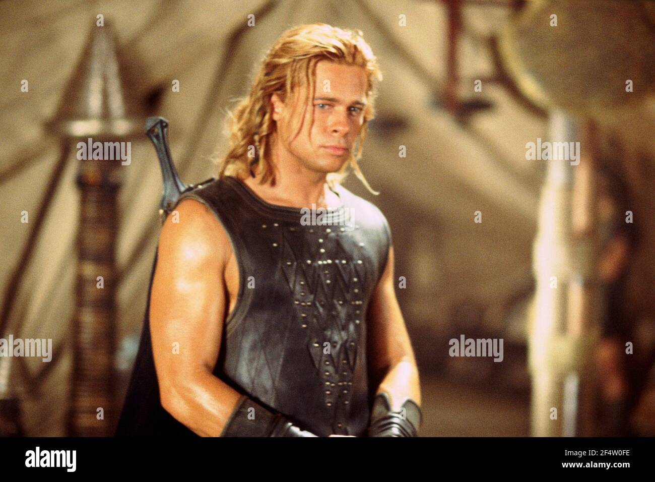 BRAD PITT dans TROY (2004), dirigé par WOLFGANG PETERSEN. Crédit: WARNER BROS. / Album Banque D'Images