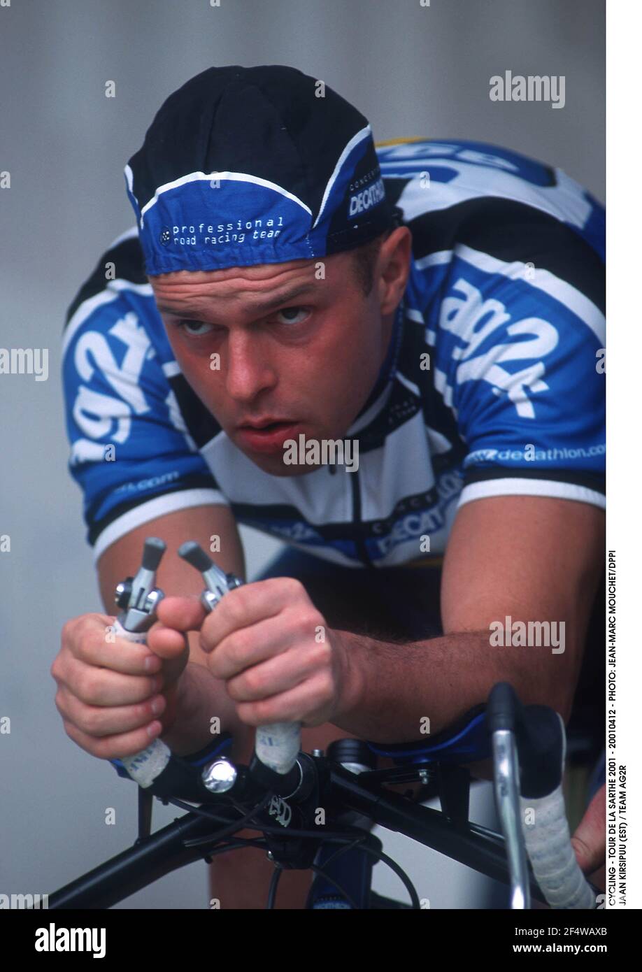 CYCLISME - TOUR DE LA SARTHE 2001 - 20010412 - PHOTO: JEAN-MARC MOUCHET/DPPI JAAN KIRSIPUU (EST) / ÉQUIPE AG2R Banque D'Images