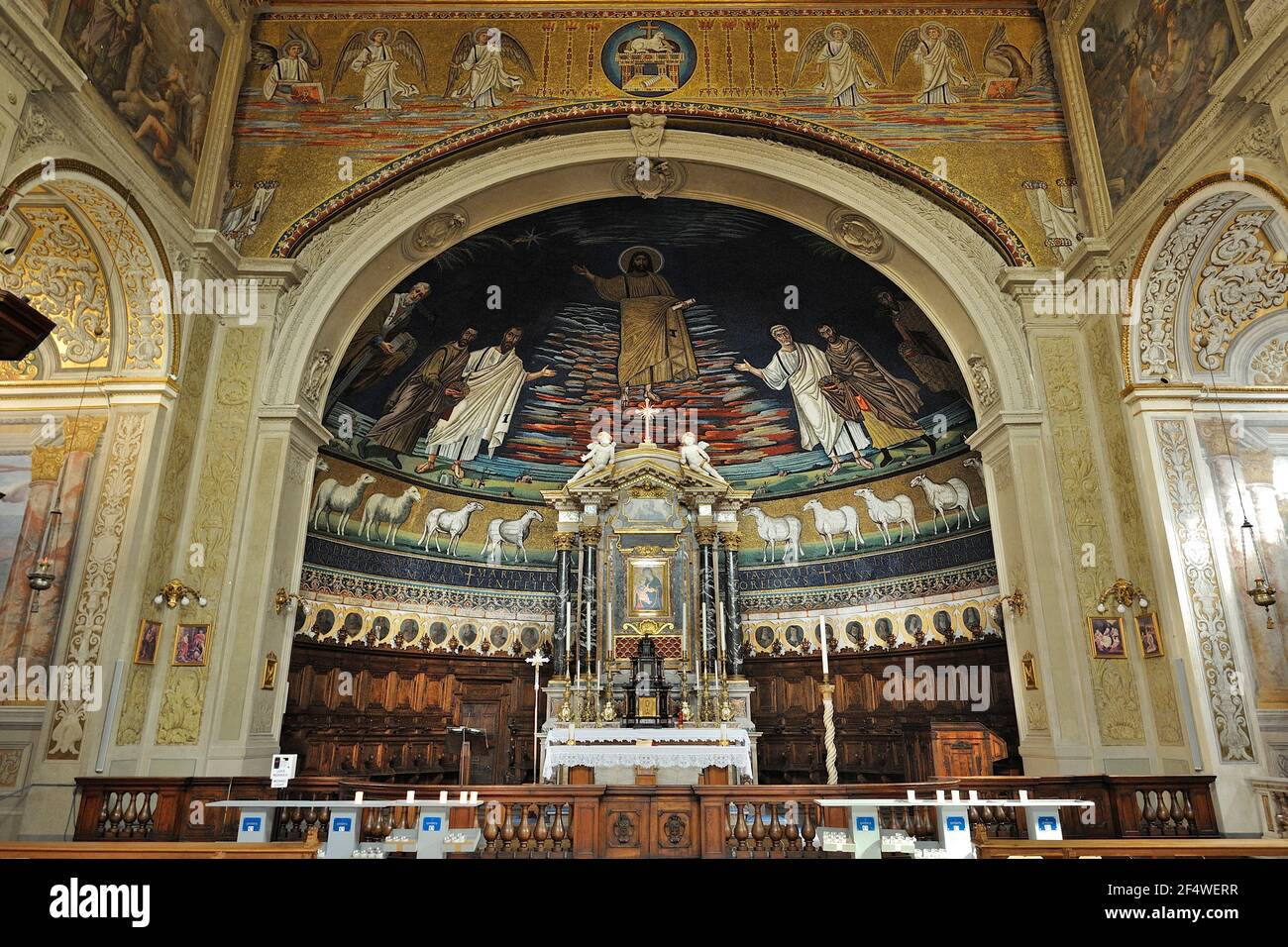 Italie, Rome, Basilique dei Santi Cosma e Damiano, mosaïque abside Banque D'Images