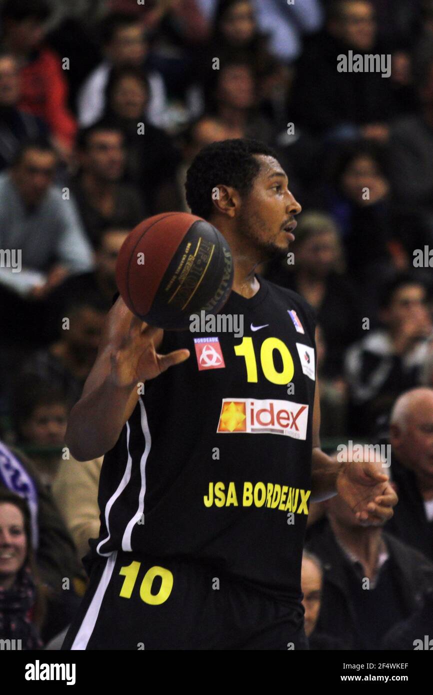 BASKETBALL - BORIS DIAW (FRA) - JSA BORDEAUX - HERMINE NANTES V JSA BORDEAUX  - NANTES (FRA) - 25/11/2011 - PHOTO : JEAN-MARC MOUCHET / DPPI Photo Stock  - Alamy