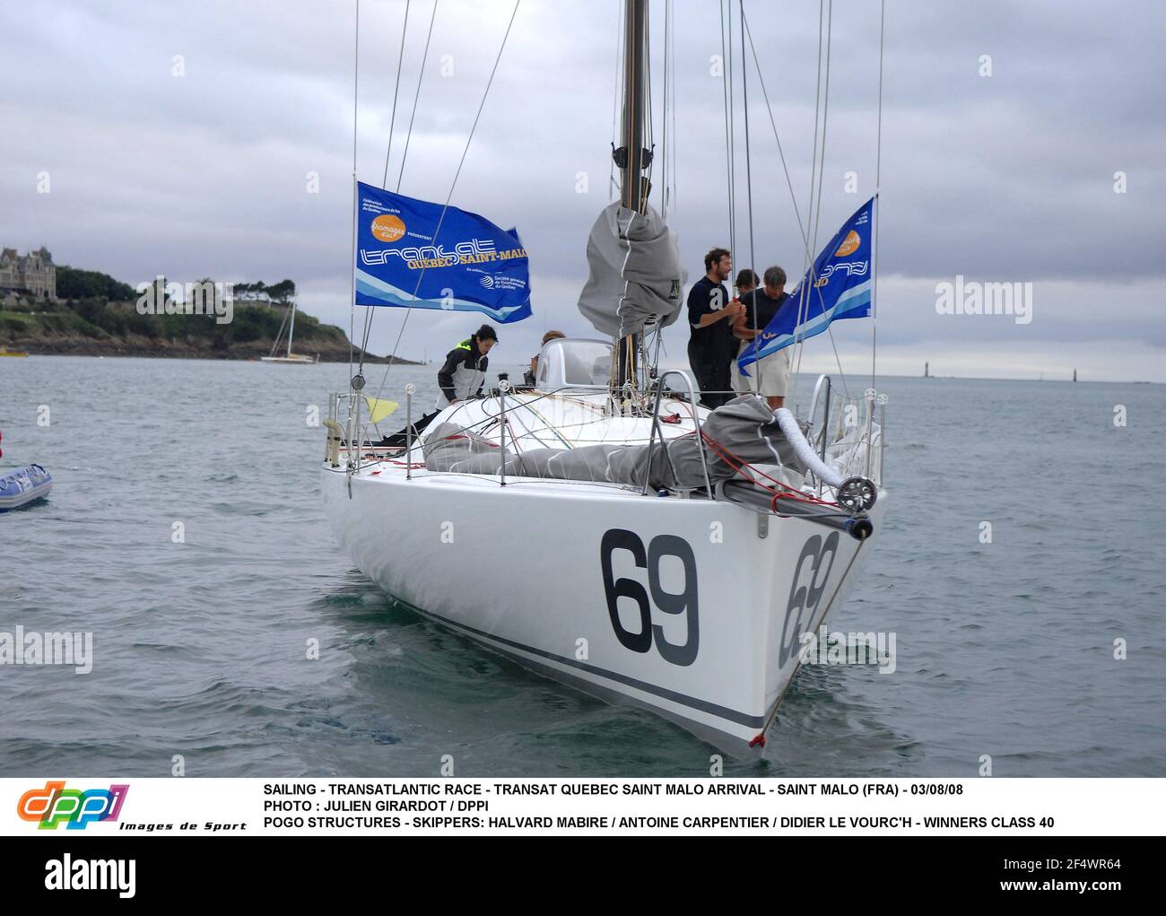 VOILE - COURSE TRANSATLANTIQUE - TRANSAT QUÉBEC SAINT-MALO ARRIVÉE -  SAINT-MALO (FRA) - 03/08/08 PHOTO : JULIEN