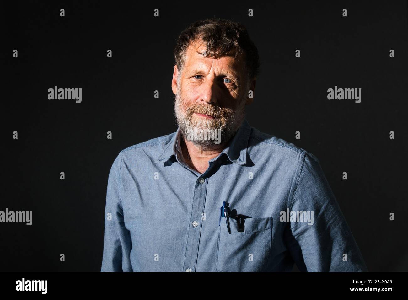 Edimburgh, Écosse. 19 août 2018. Alastair McIntosh, écrivain, universitaire et activiste écossais, assiste à une séance de photocall pendant l'internationale d'Édimbourg Banque D'Images