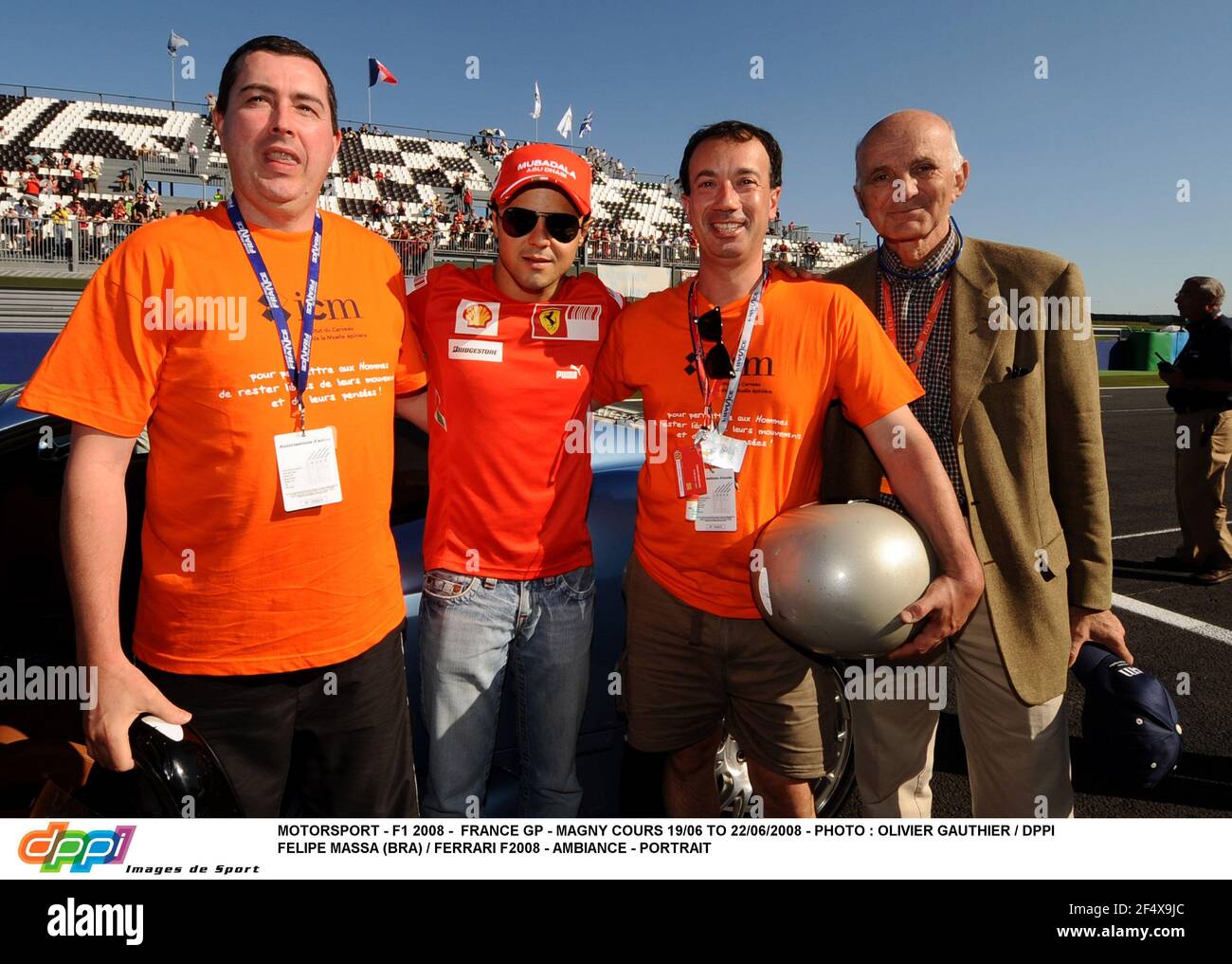 MOTORSPORT - F1 2008 - FRANCE GP - MAGNY COURS 19/06 AU 22/06/2008 - PHOTO : OLIVIER GAUTHIER / DPPI FELIPE MASSA (BRA) / FERRARI F2008 - AMBIANCE - PORTRAIT PROFESSEUR GERAD SAILLANT Banque D'Images