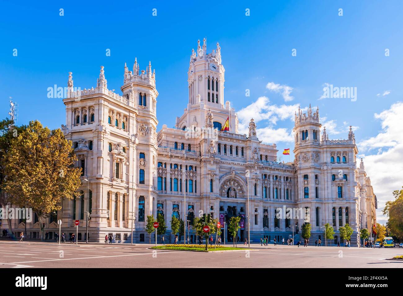 Plaza de la Cibeles et l'ancien Palais de la communication Aujourd'hui l'Hôtel de ville de Madrid en Espagne Banque D'Images