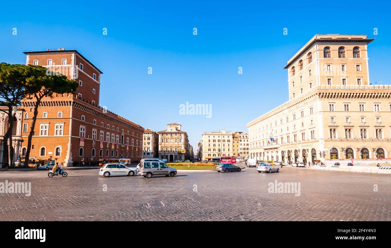 Piazza Venezia, vue du monument Vittorio Emanuele II, Rome en Latium, Italie Banque D'Images