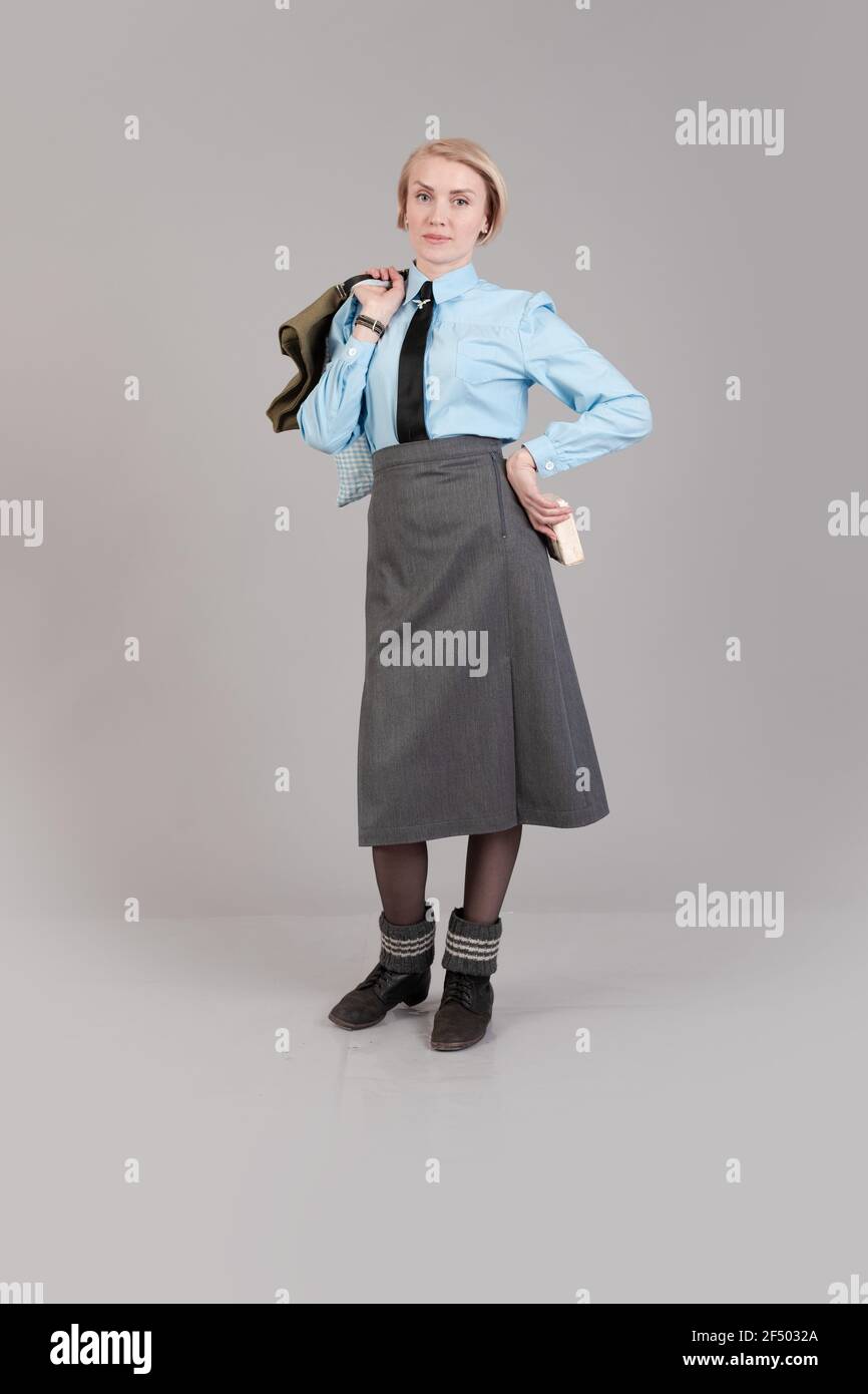 Femme acteur reacteur dans les vetements historiques RAD de la mode allemande pendant la Seconde Guerre mondiale Photo Stock Alamy