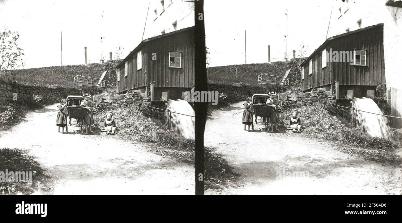 Seifhennersdorf. Fraise intermédiaire (avant la conversion). Vue partielle du côté sud depuis l'eau Banque D'Images