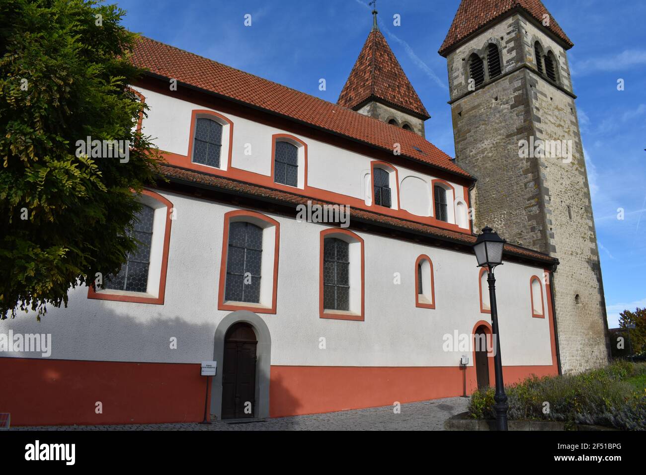 Église du XVe siècle de Saint Pierre et Paul sur l'île de Reichenau. Extérieur. Banque D'Images