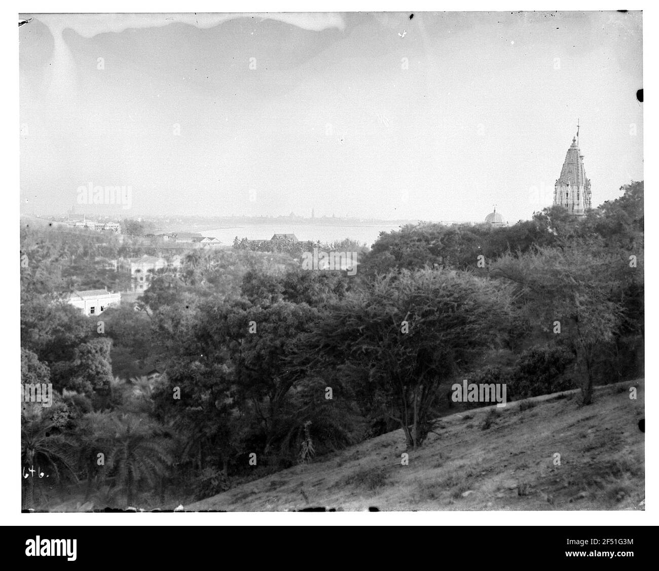Bombay (Inde). Vue sur le quartier avec un temple hindou depuis Malabar Hill Banque D'Images